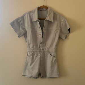 Zara Light Gray Button-Up Shirt